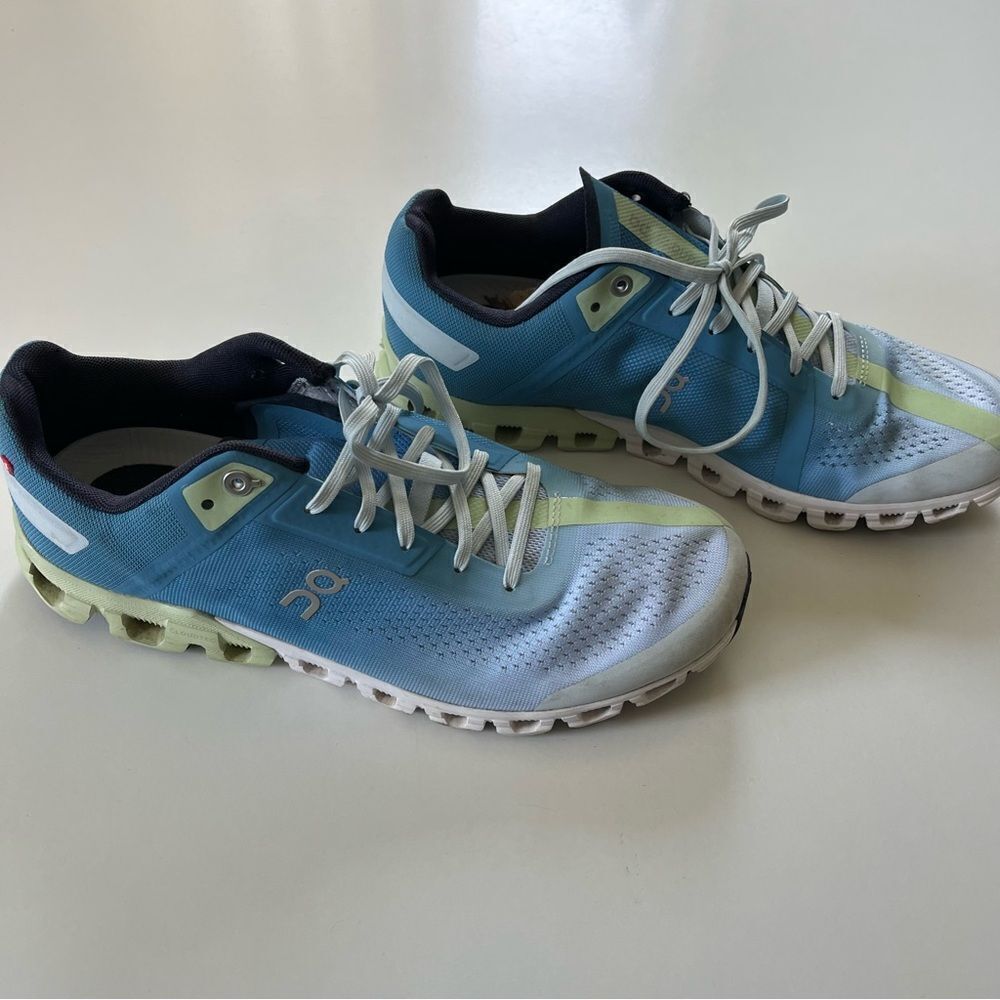 Oncloud Sneakers 10 - Picture 3 of 10